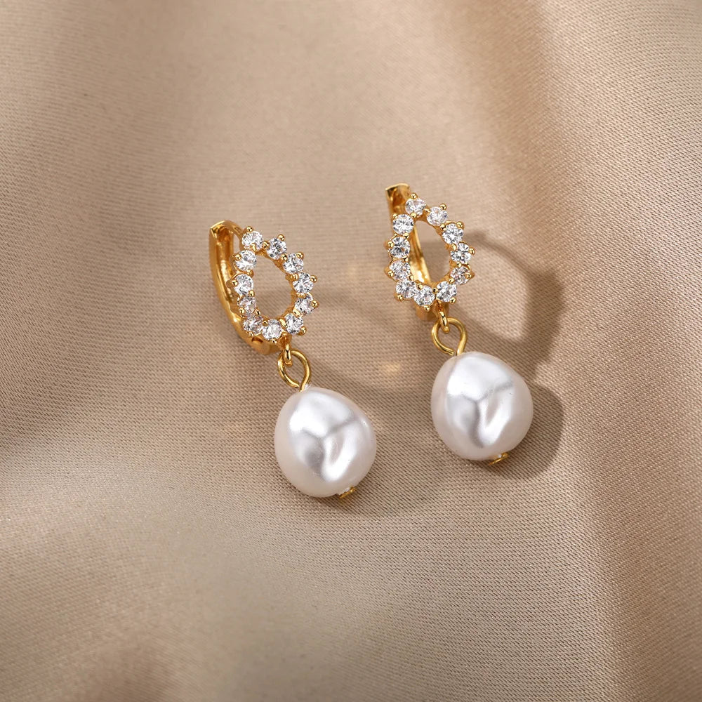 Teardrop & Pearl Earrings