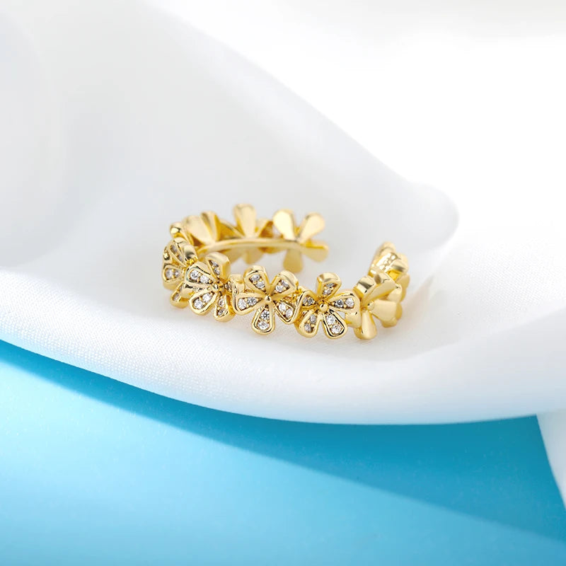 Daisy Chain Ring