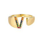 Anillo personalizado con inicial de arcoíris