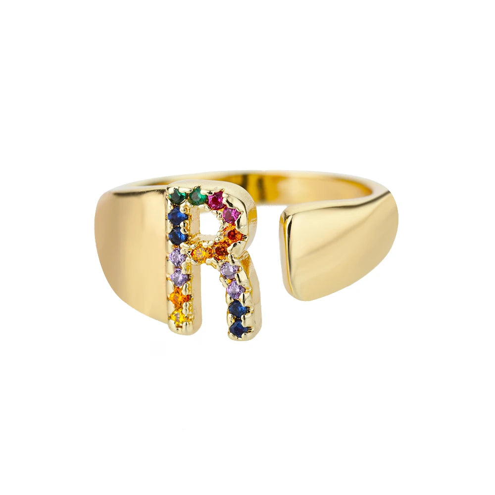Anillo personalizado con inicial de arcoíris