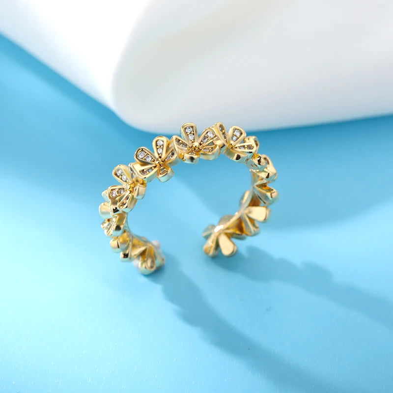 Daisy Chain Ring