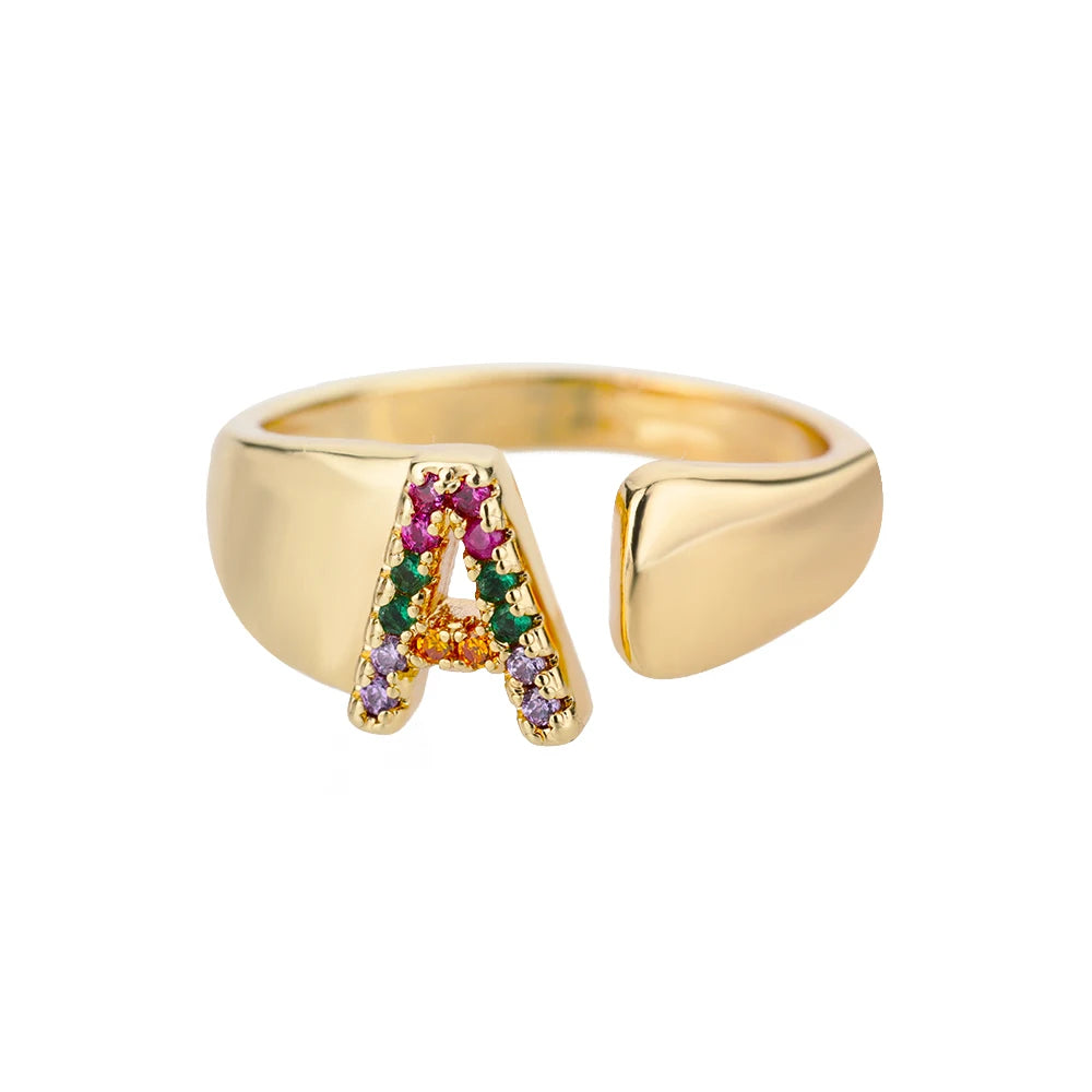 Anillo personalizado con inicial de arcoíris