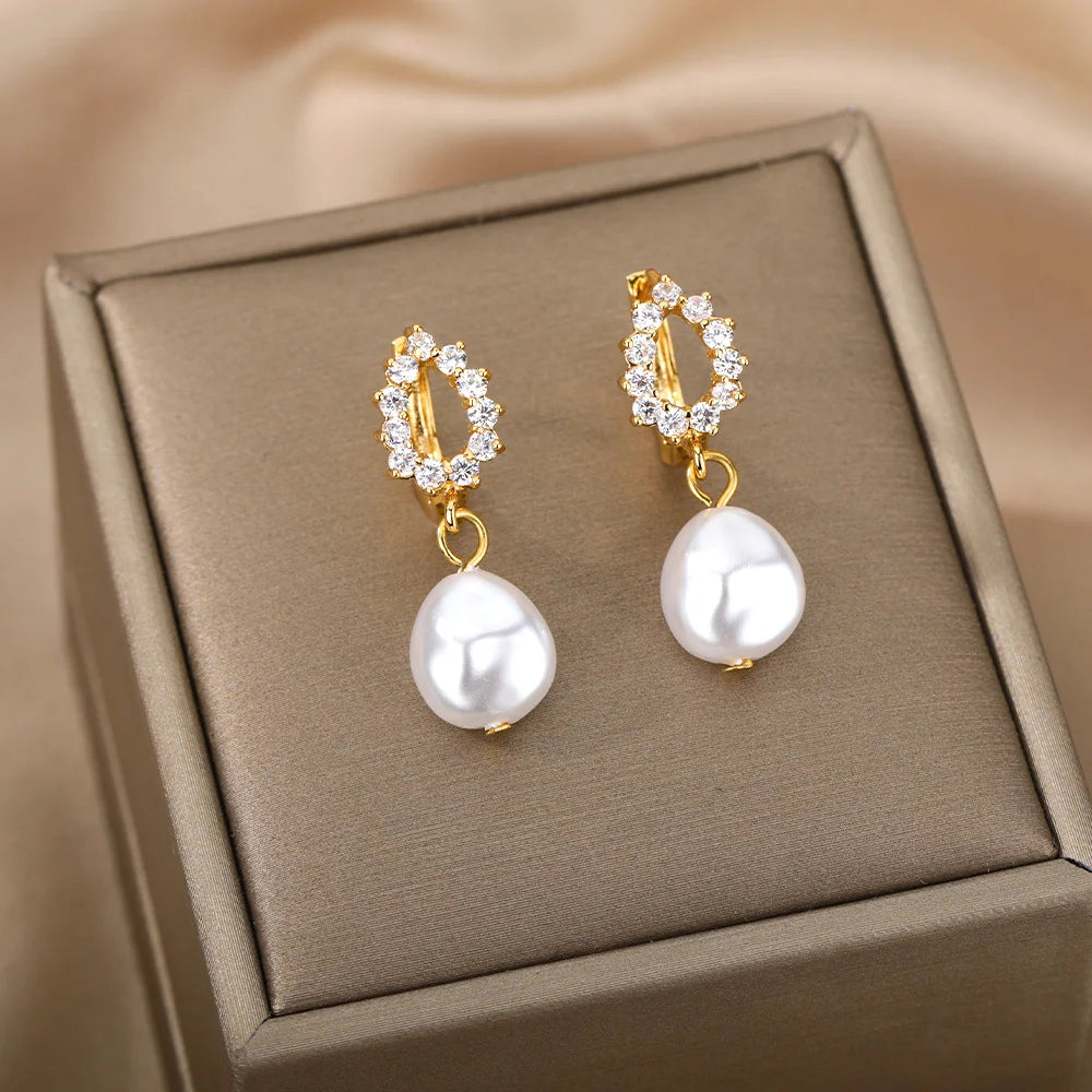 Teardrop & Pearl Earrings