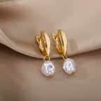 Curved Pearl Earrings