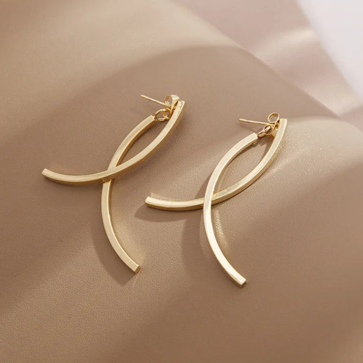 Curved Bar Earrings