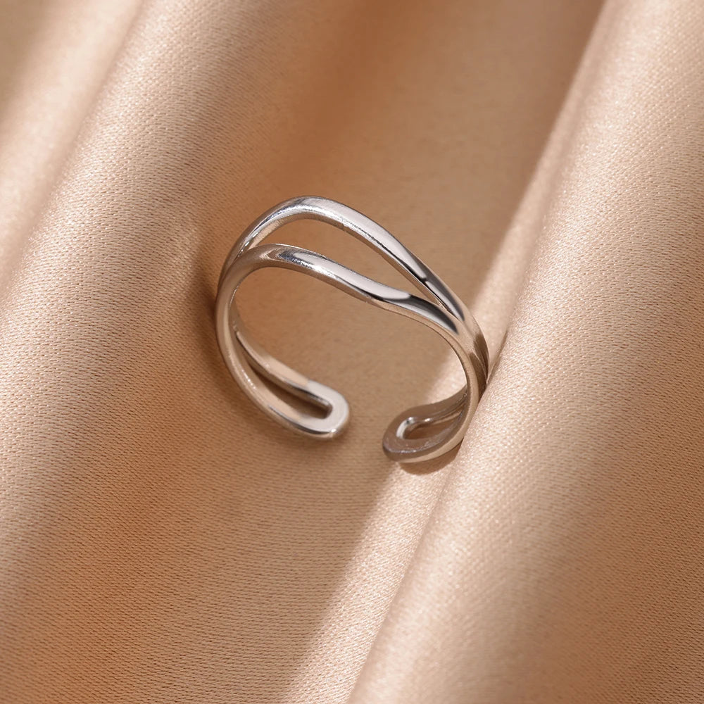 Minimalist Wave Ring