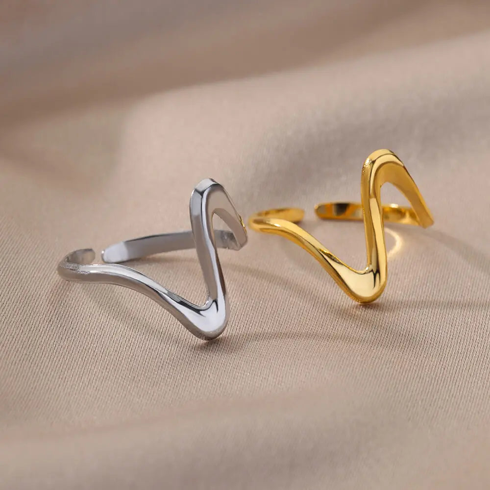 Wave Design Ring