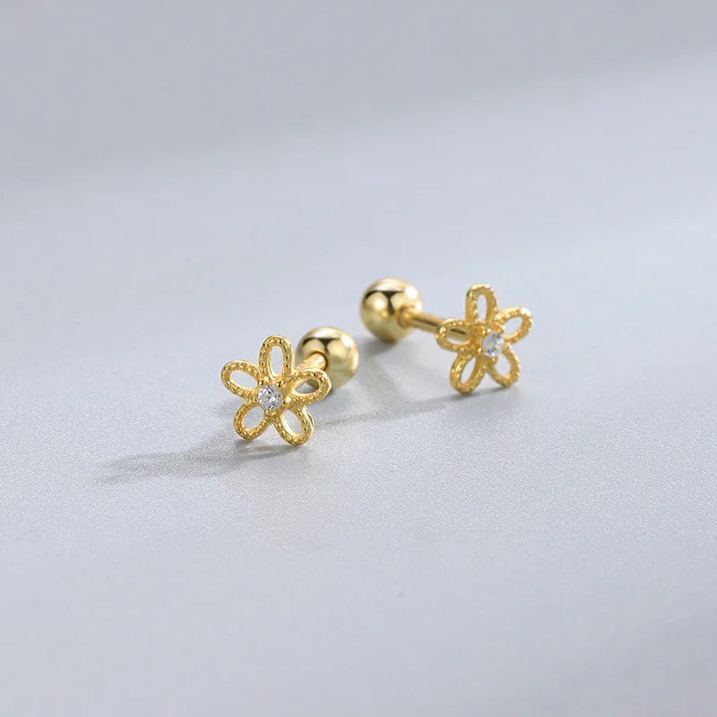 Delicate Daisy Stud