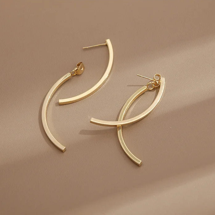Curved Bar Earrings