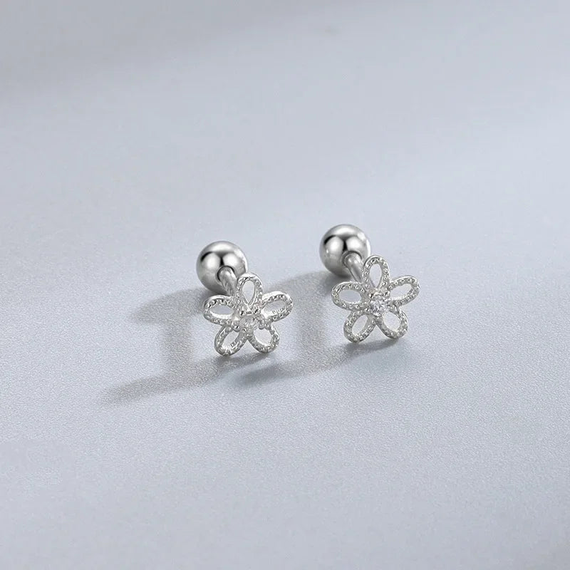Delicate Daisy Stud