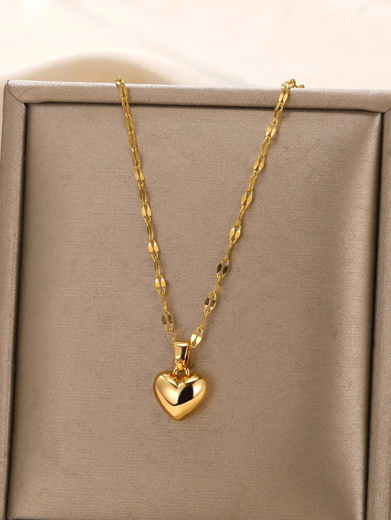 Puffy Heart Pendant Necklace
